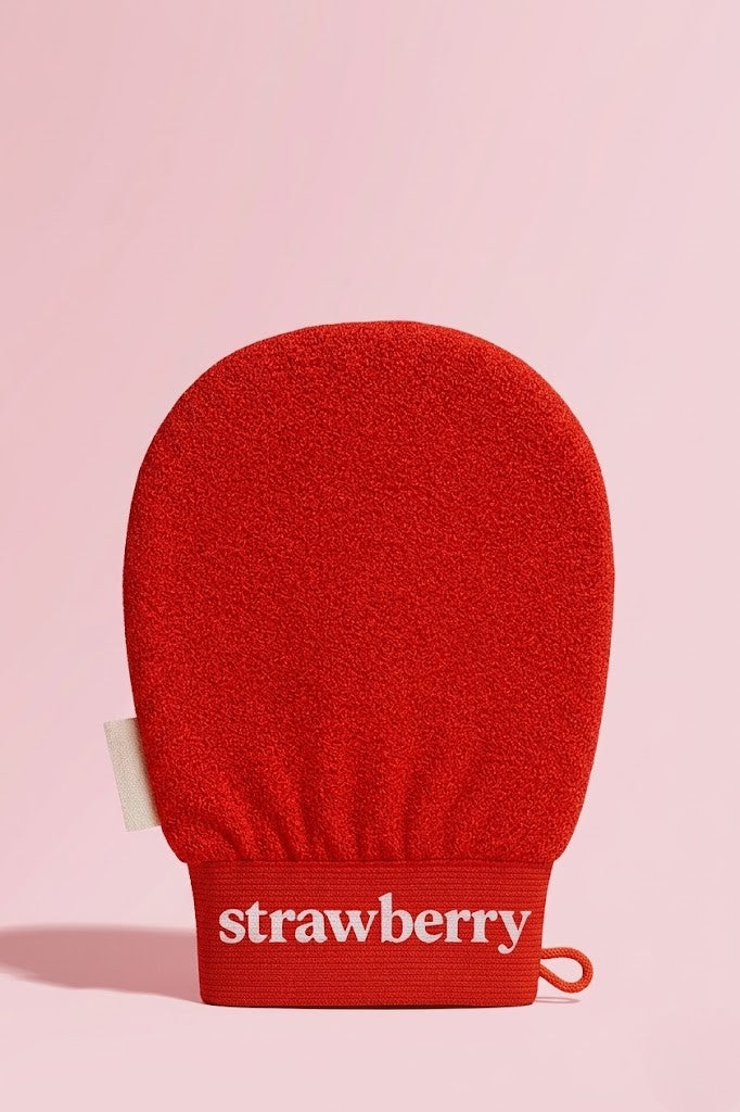 StrawberrySkincare™ - Soothing Scrub Mittens